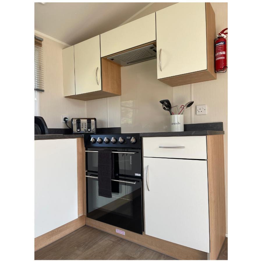 Cosy 3-Bed Caravan Combe Haven St Leonards On Sea Hollington (East Sussex) Exterior foto